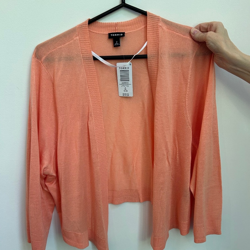 NWT Torrid size 2 lightweight summer sweater